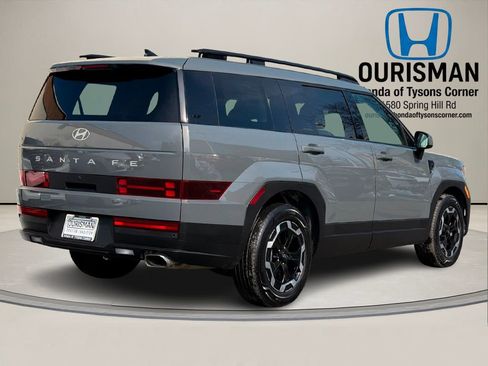 Used 2024 Hyundai Santa Fe SEL image 4
