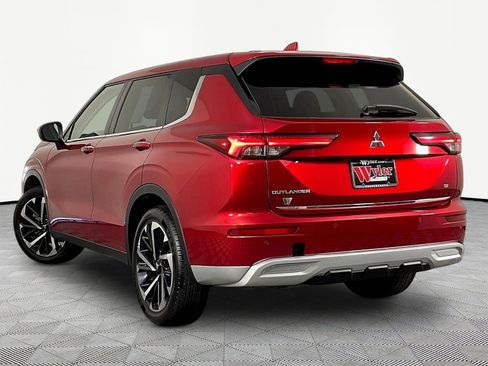 Used 2022 Mitsubishi Outlander SE FWD image 4