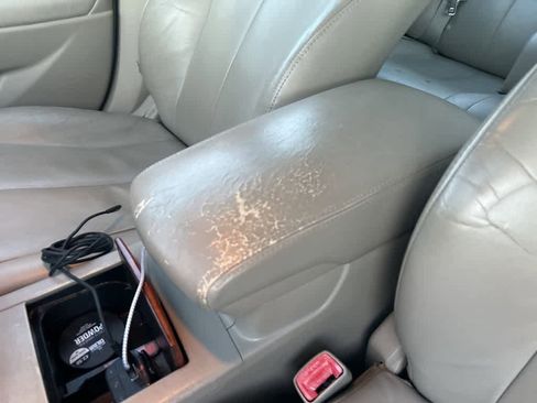 Used 2011 Toyota Camry XLE image 11