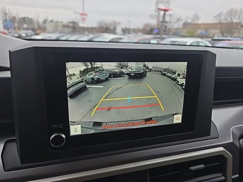 Certified 2024 Toyota Tacoma SR5 image 28