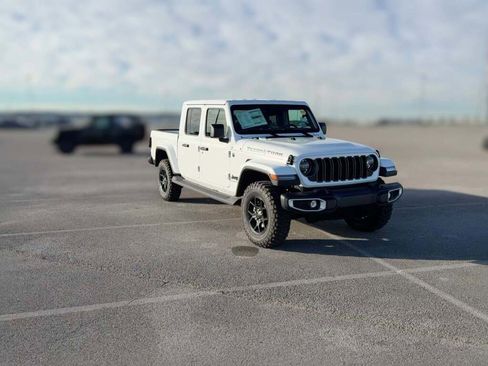 New 2026 Jeep Gladiator Sport image 17
