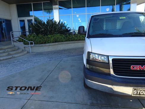 Used 2007 GMC Savana 2500 w/ Power and Light Package image 25