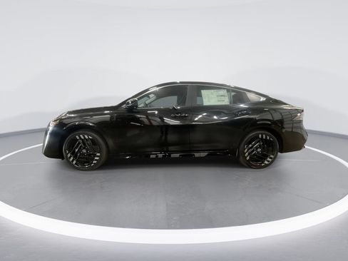 Used 2026 Nissan Sentra SR w/ SR All Weather Package FWD image 5