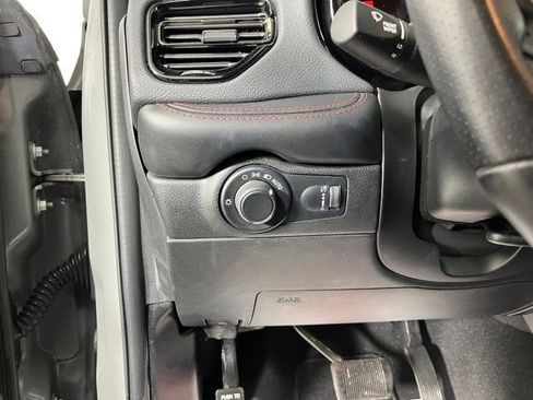 Used 2023 Dodge Durango GT AWD/4WD image 18