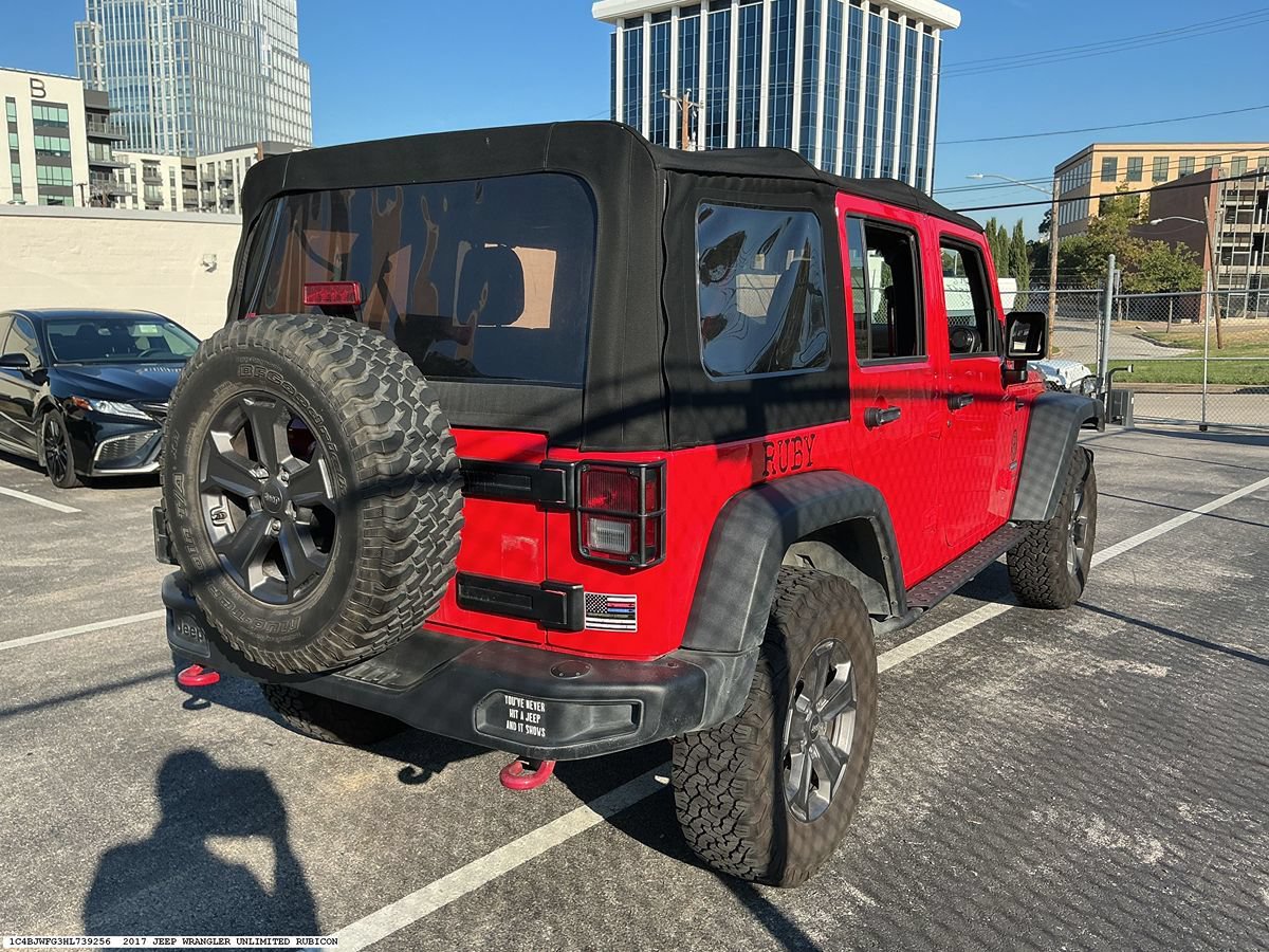 Used 2017 Jeep Wrangler Unlimited Rubicon AWD/4WD image 6
