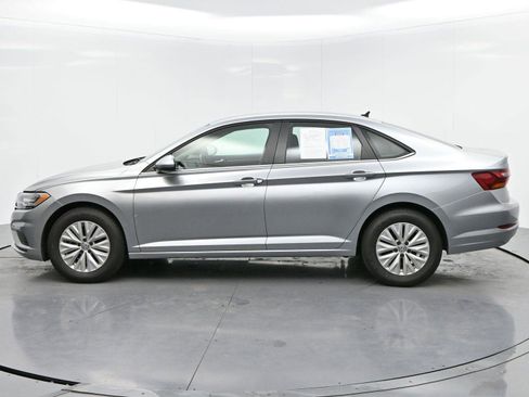 Used 2019 Volkswagen Jetta S image 4