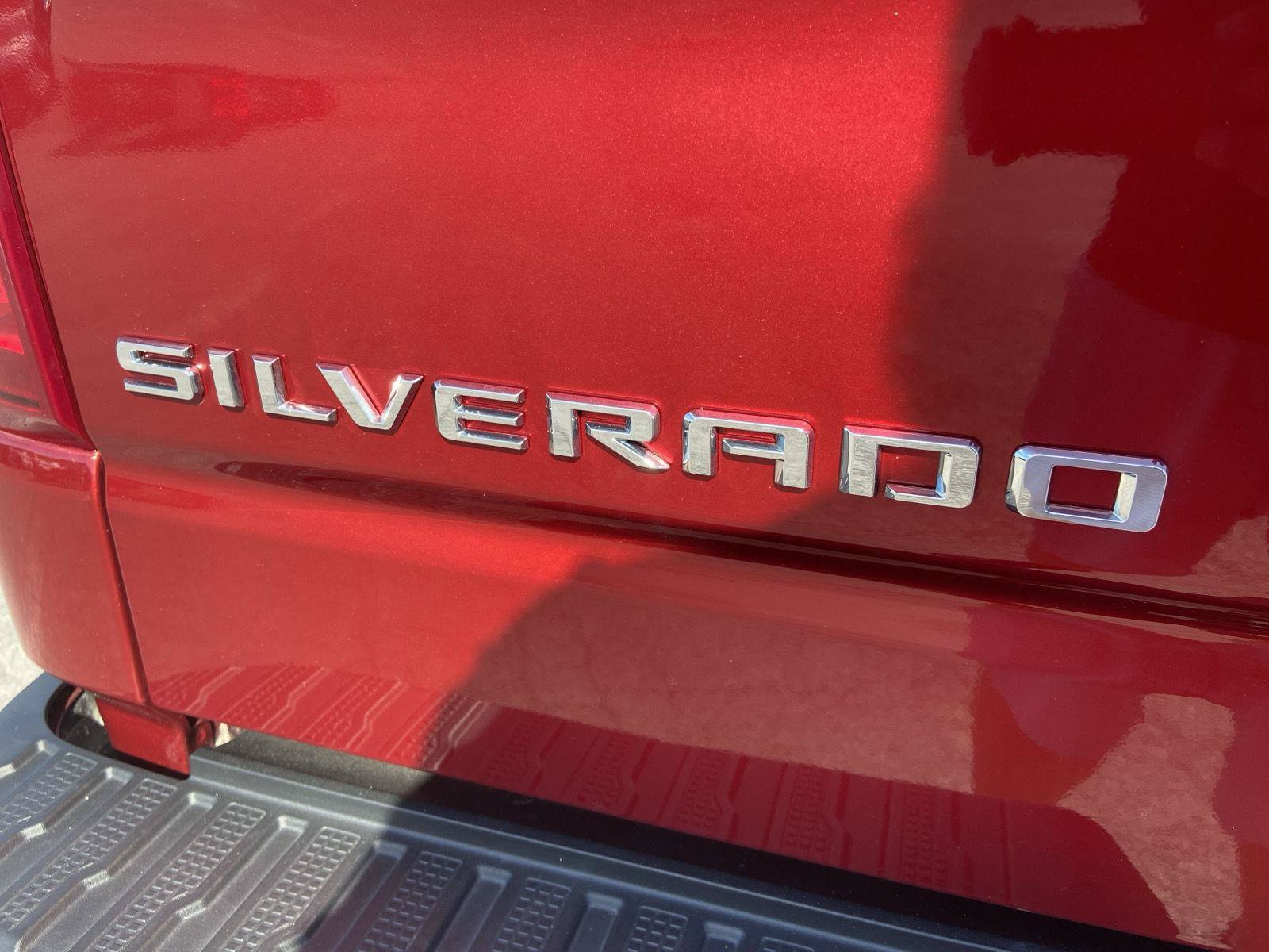 Used 2022 Chevrolet Silverado 1500 RST AWD/4WD image 15