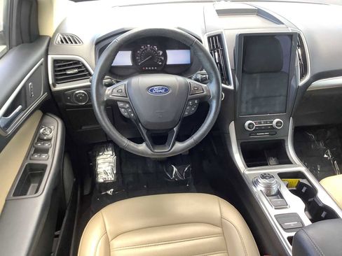 Used 2022 Ford Edge SEL w/ Convenience Package AWD/4WD image 10