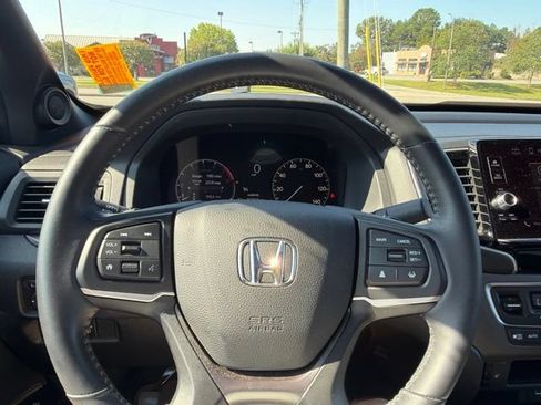 Used 2025 Honda Ridgeline RTL image 12