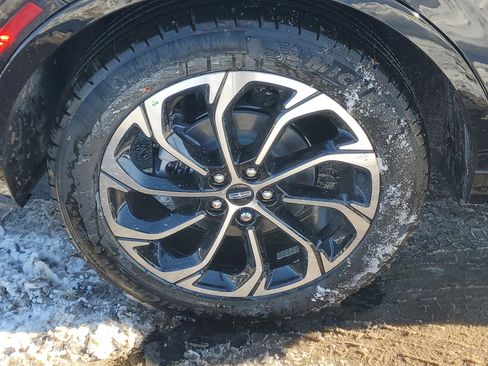 New 2026 Lincoln Nautilus Reserve image 5