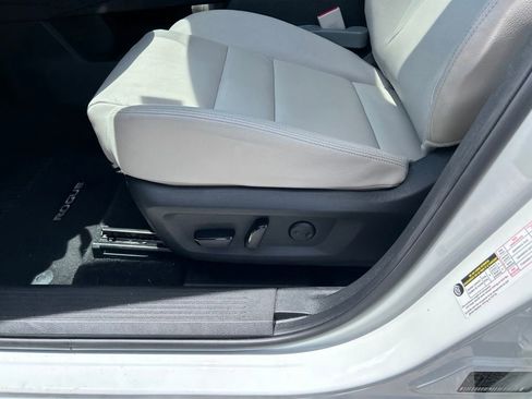 Certified 2024 Nissan Rogue SL w/ SL Premium Package FWD image 12
