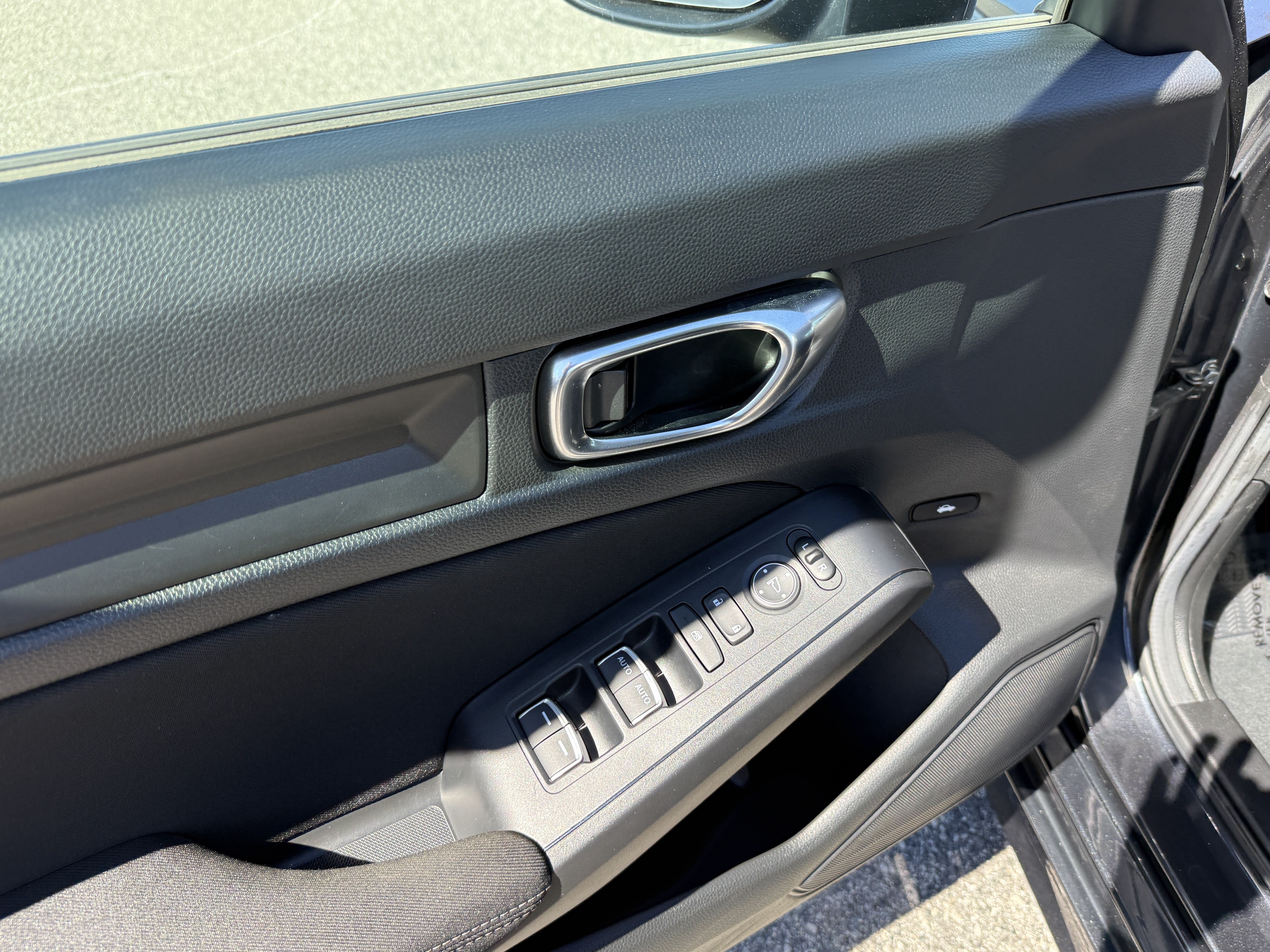 Certified 2025 Honda Civic LX image 15