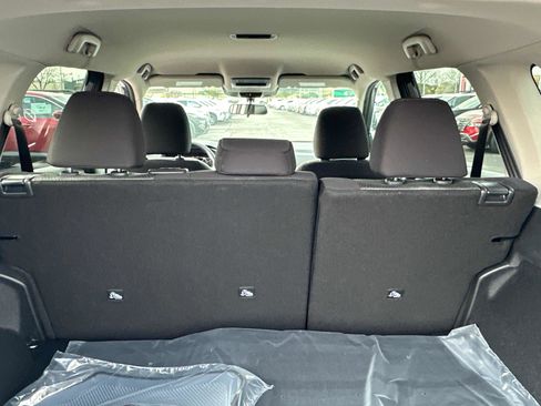 New 2026 Nissan Rogue SV AWD/4WD image 16