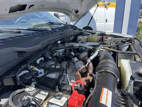 Used 2022 Ford F350 XL w/ Power Equipment Group RWD image 22