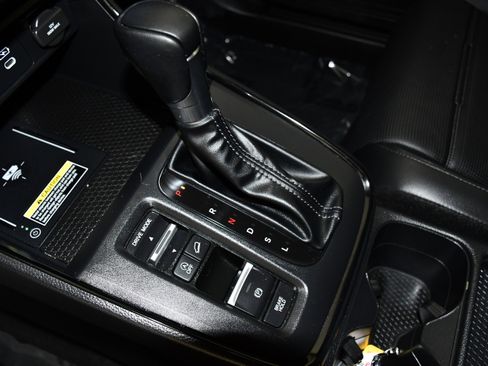 Certified 2024 Honda CR-V EX-L image 22