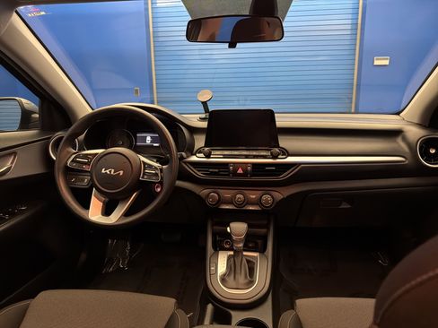 Used 2024 Kia Forte LXS w/ LXS Technology Package image 26