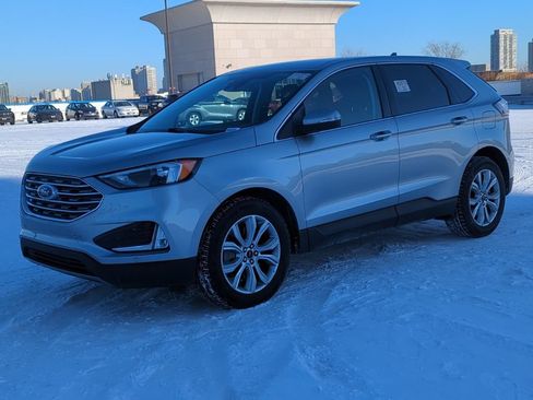 Used 2024 Ford Edge Titanium AWD/4WD image 3