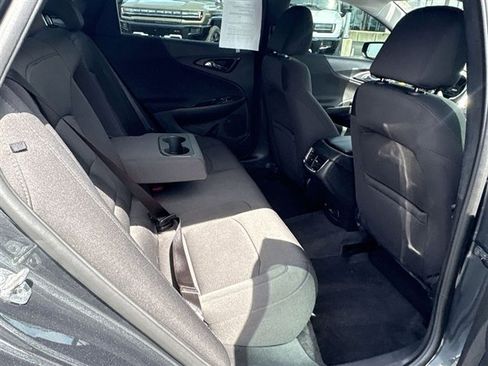 Certified 2018 Chevrolet Malibu LT FWD image 25