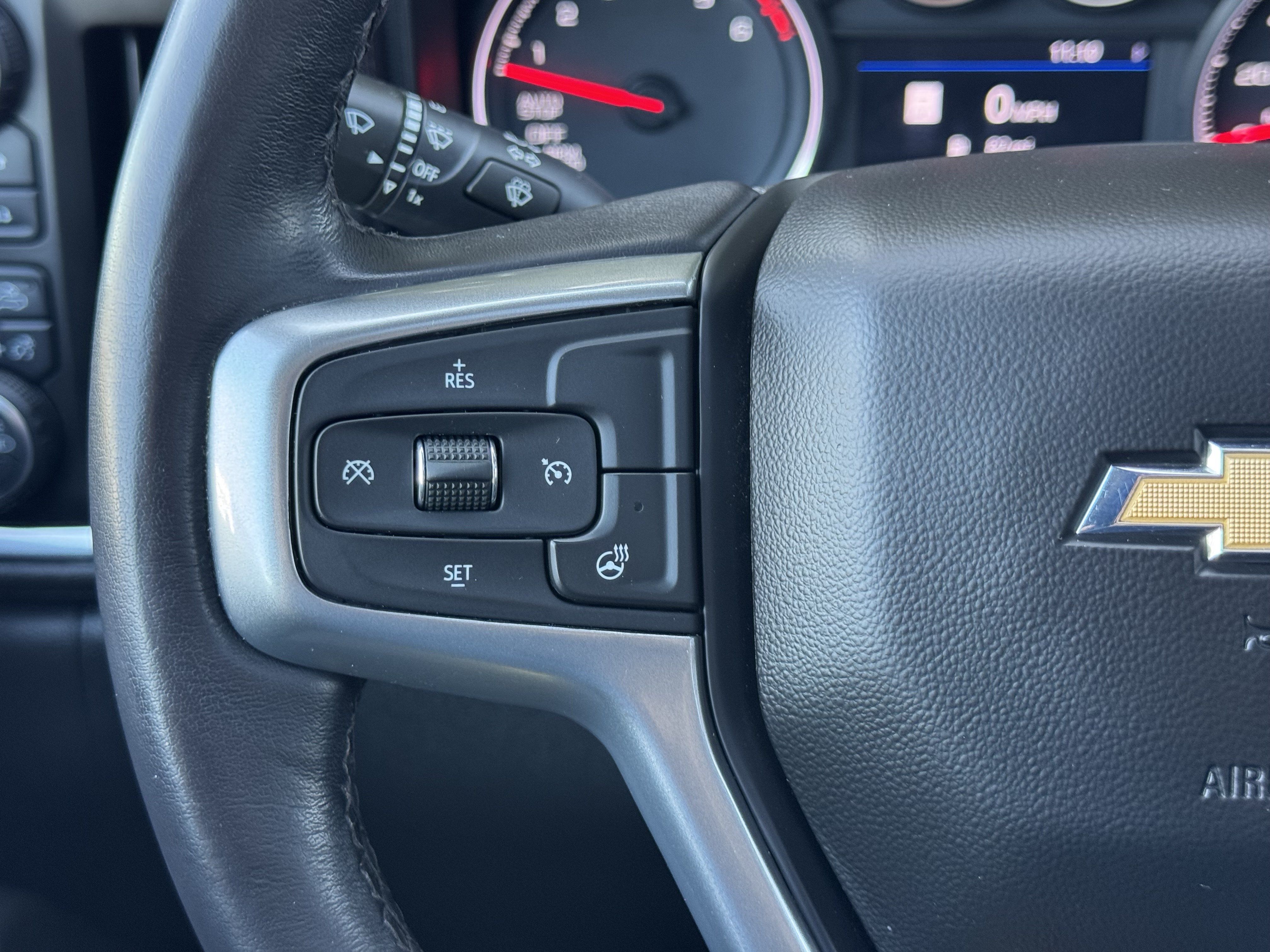 Used 2022 Chevrolet Silverado 1500 LTZ w/ LTZ Convenience Package II AWD/4WD image 34