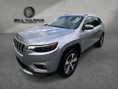 Used 2019 Jeep Cherokee Limited w/ Luxury Group