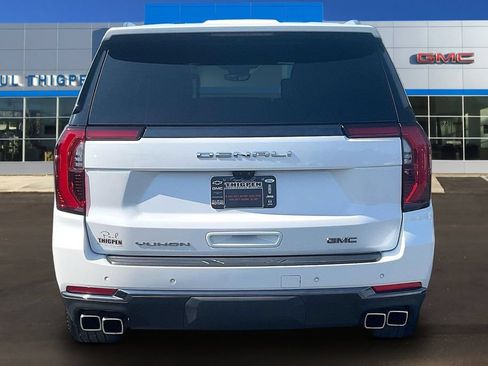 Used 2025 GMC Yukon Denali Ultimate AWD/4WD image 5