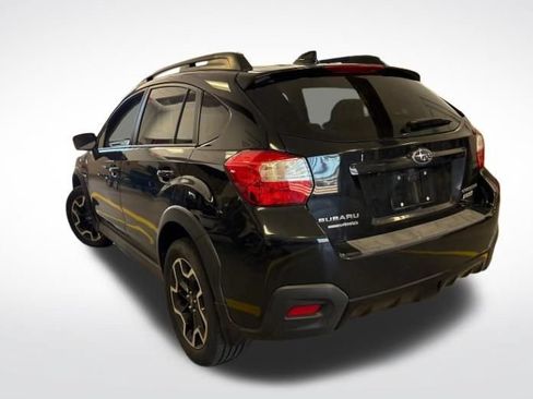 Used 2017 Subaru Crosstrek 2.0i Premium AWD/4WD image 3