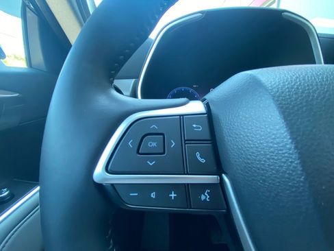 Used 2025 Toyota Highlander Limited AWD/4WD image 20