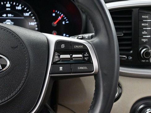 Used 2020 Kia Sorento EX FWD image 15