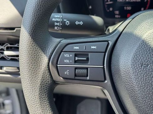 Certified 2025 Honda Accord SE image 25
