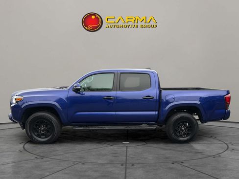 Used 2022 Toyota Tacoma SR5 w/ Technology Package image 3