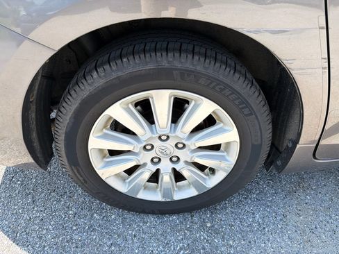 Used 2014 Toyota Sienna LE AWD/4WD image 13