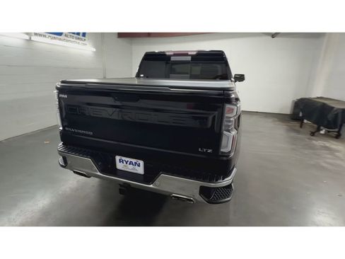 Used 2019 Chevrolet Silverado 1500 LTZ w/ LTZ Plus Package AWD/4WD image 8