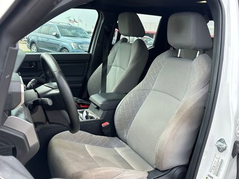 Used 2024 Toyota Tacoma SR5 image 7