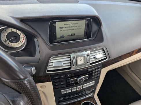 Used 2014 Mercedes-Benz E 350 Coupe image 26