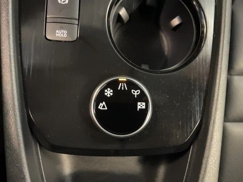 Used 2023 Nissan Rogue SV w/ SV Premium Package AWD/4WD image 9