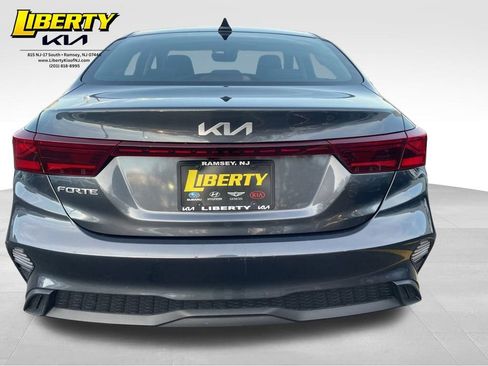 Used 2023 Kia Forte LXS image 6