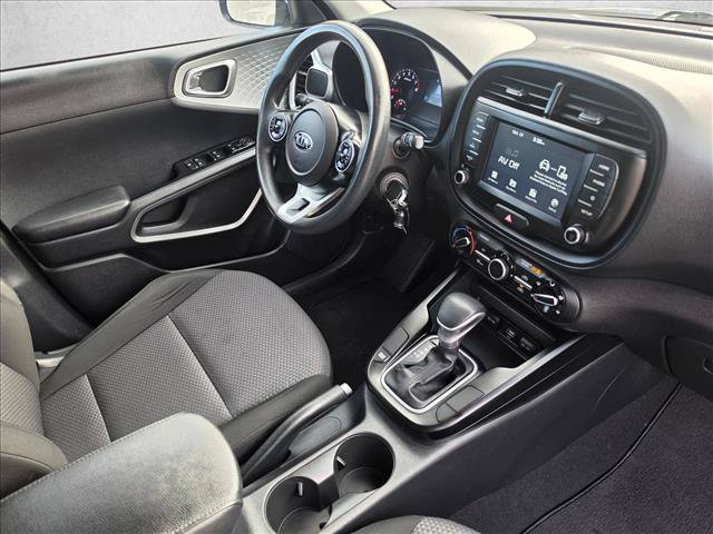 Used 2020 Kia Soul LX FWD image 10