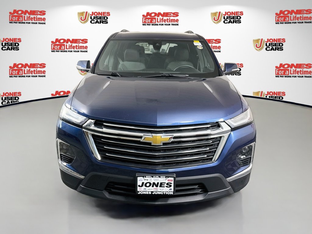 Used 2023 Chevrolet Traverse LT FWD image 11
