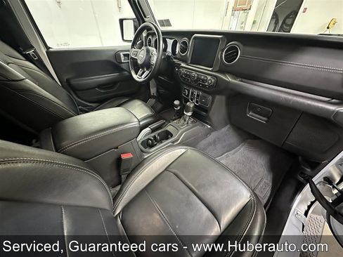 Used 2022 Jeep Wrangler Unlimited Sahara w/ LED Lighting Group image 21