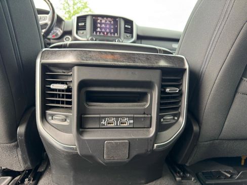 Used 2019 RAM 1500 Big Horn AWD/4WD image 19