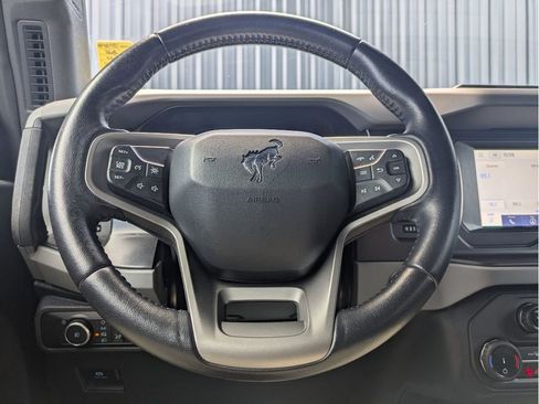 Certified 2022 Ford Bronco Big Bend w/ Sasquatch Package AWD/4WD image 20
