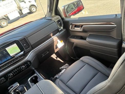 New 2026 Chevrolet Silverado 1500 LT image 18