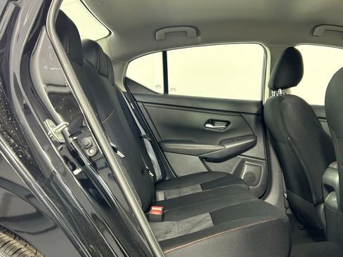 Used 2025 Nissan Sentra SR w/ Midnight Edition FWD image 12