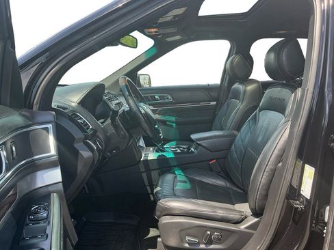 Used 2017 Ford Explorer Platinum AWD/4WD image 14