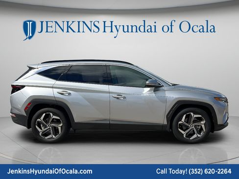 Certified 2024 Hyundai Tucson Limited FWD image 2
