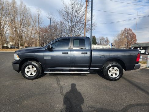 Used 2016 RAM 1500 Classic SLT image 4