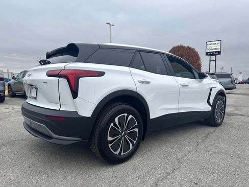 New 2026 Chevrolet Blazer EV LT image 8