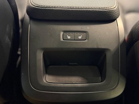Used 2016 Volvo XC90 T5 Momentum AWD/4WD image 36