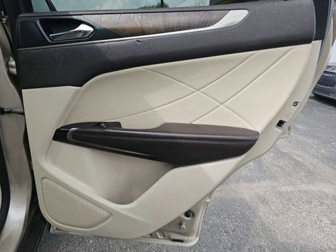 Used 2017 Lincoln MKC Reserve w/ Lincoln MKC Climate Package image 47