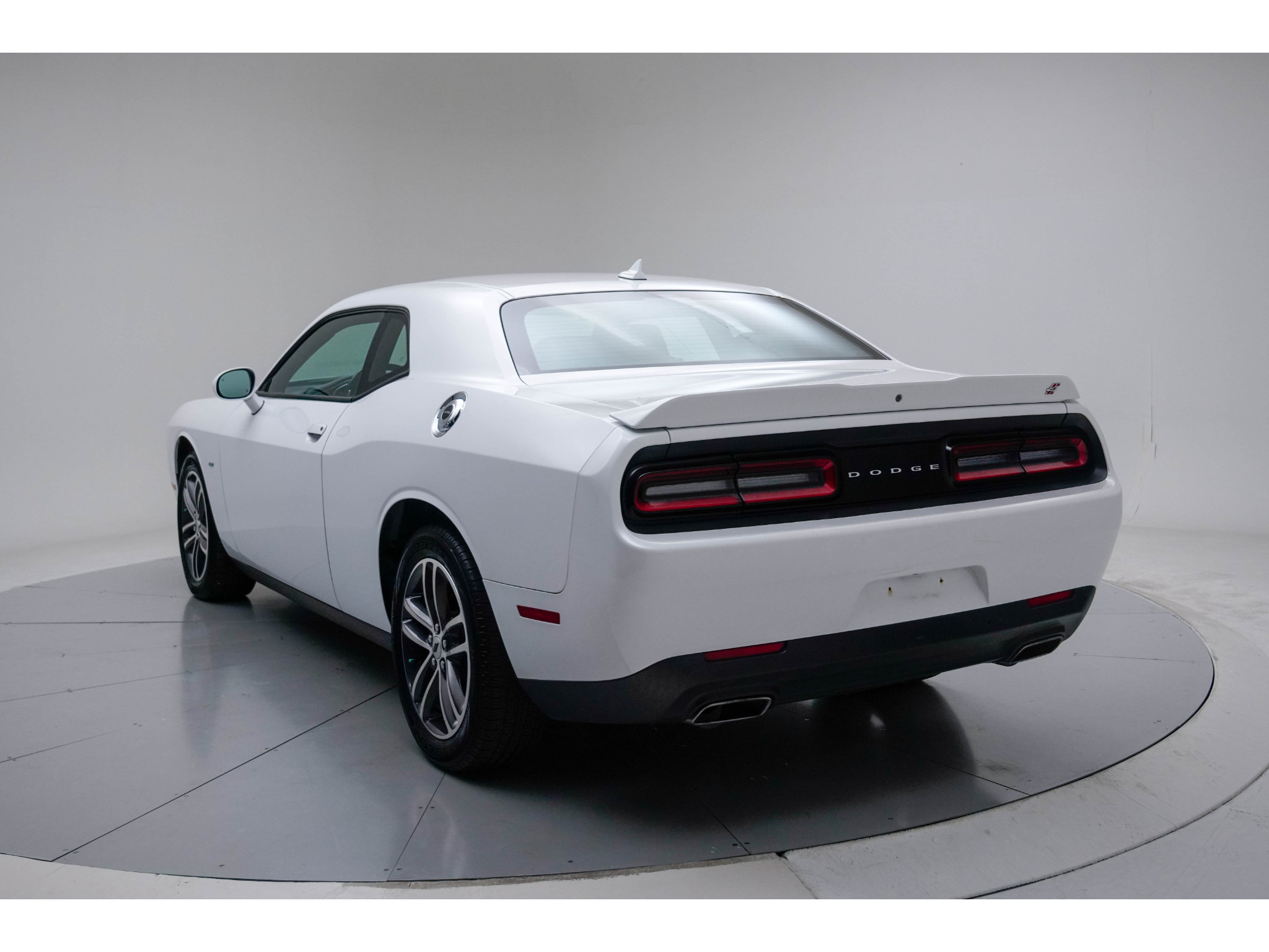 Used 2018 Dodge Challenger GT w/ GT Interior Package AWD/4WD image 8